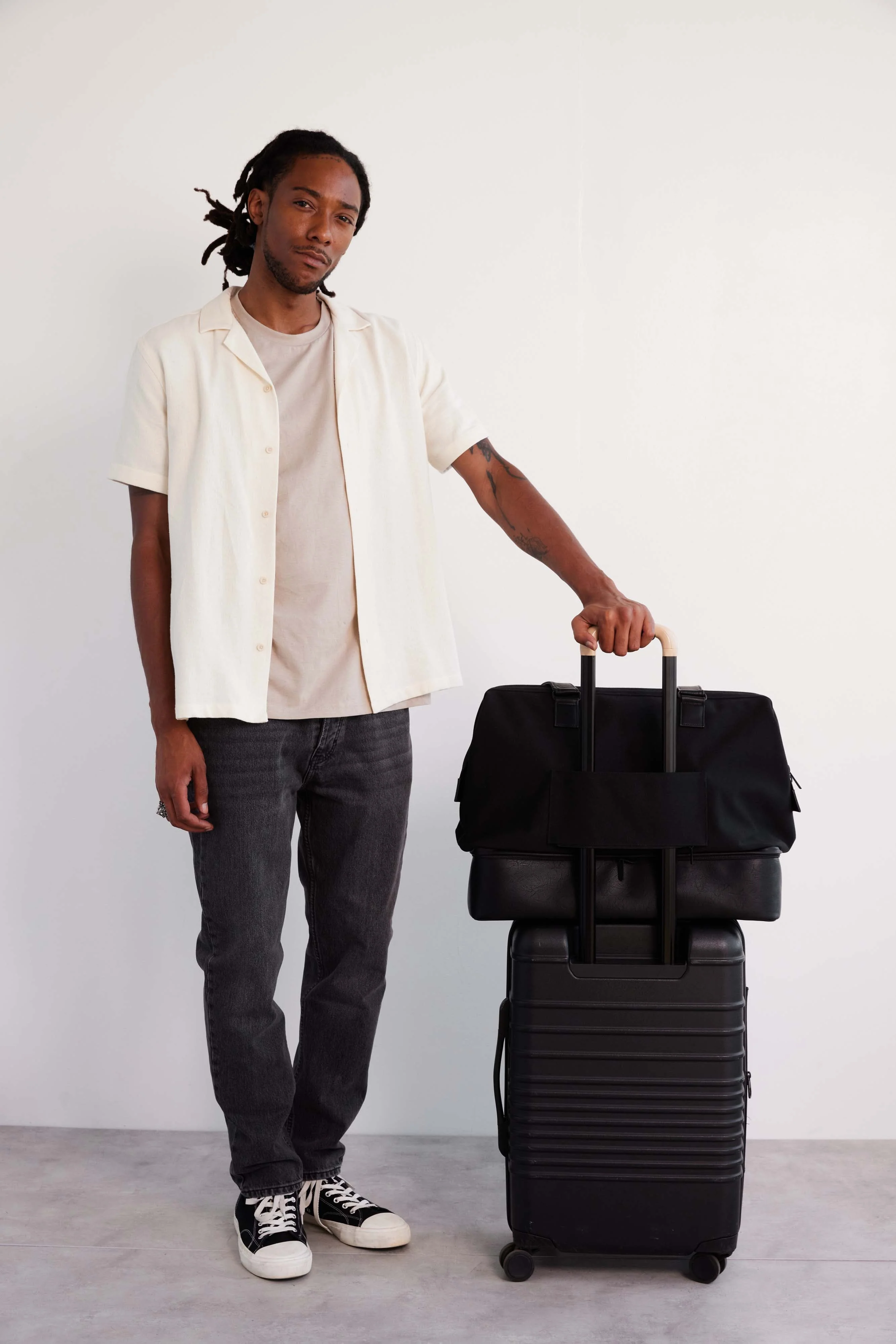 The Weekender in Black - Image 9